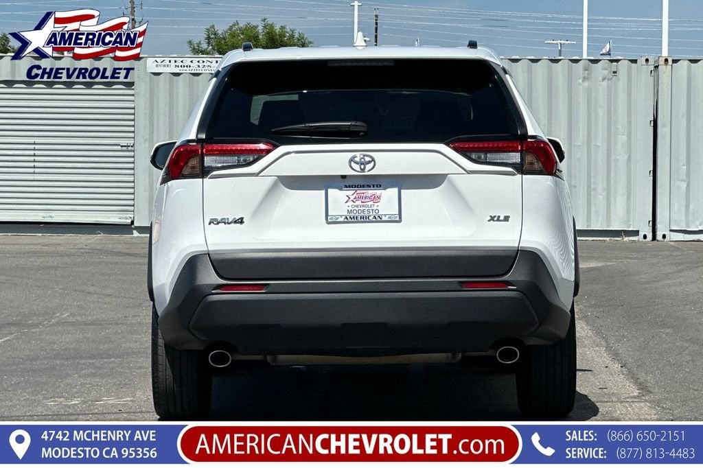 2025 Toyota RAV4 XLE