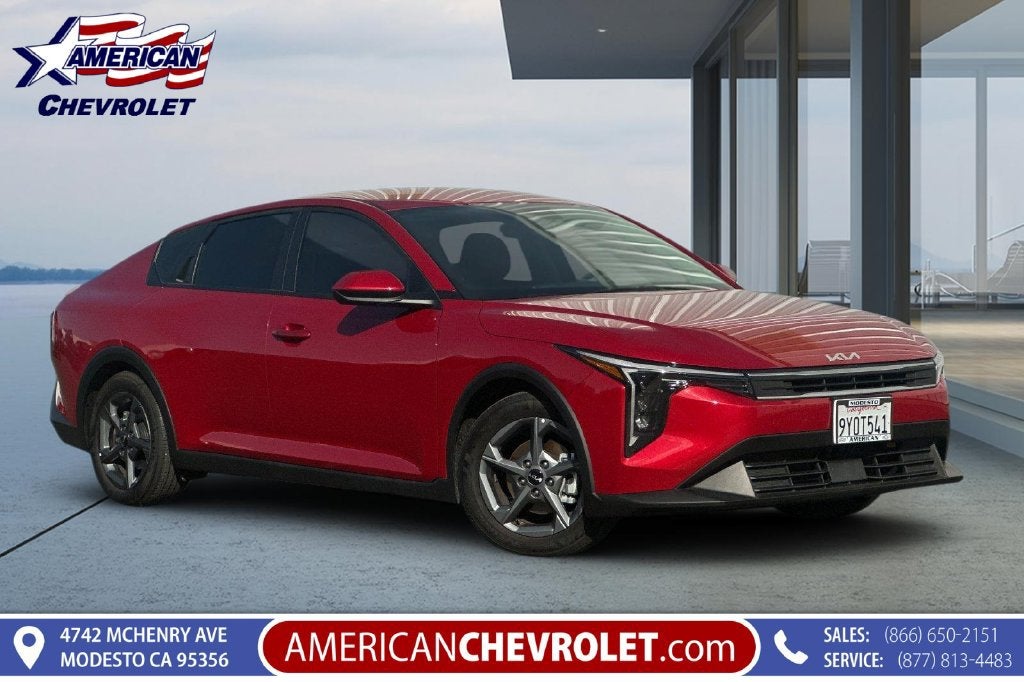 2025 Kia K4 LXS