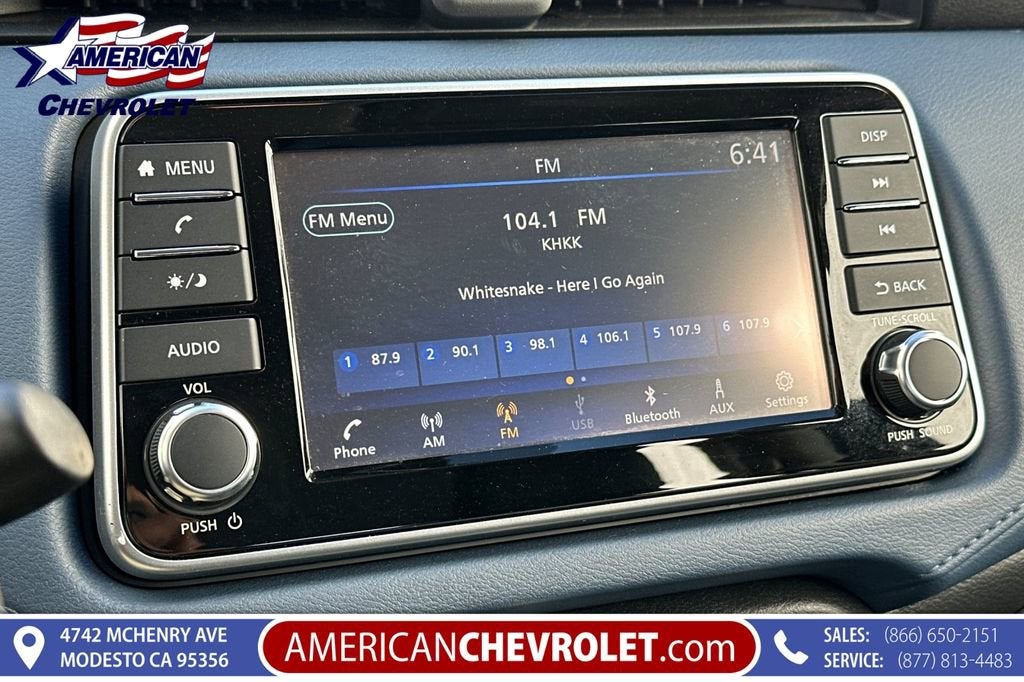 2025 Nissan Versa SV