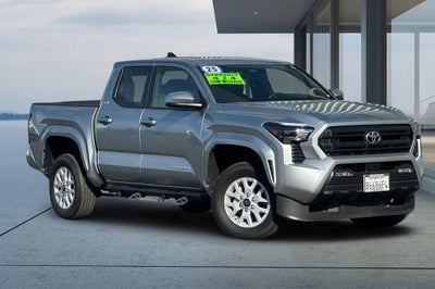 2025 Toyota Tacoma 4WD SR
