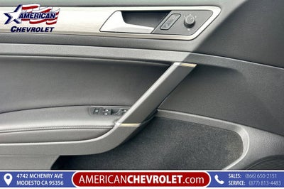 2017 Volkswagen Golf SportWagen S