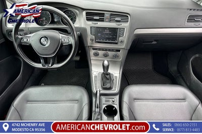 2017 Volkswagen Golf SportWagen S