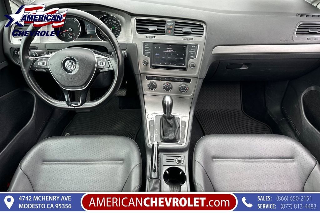 2017 Volkswagen Golf SportWagen S