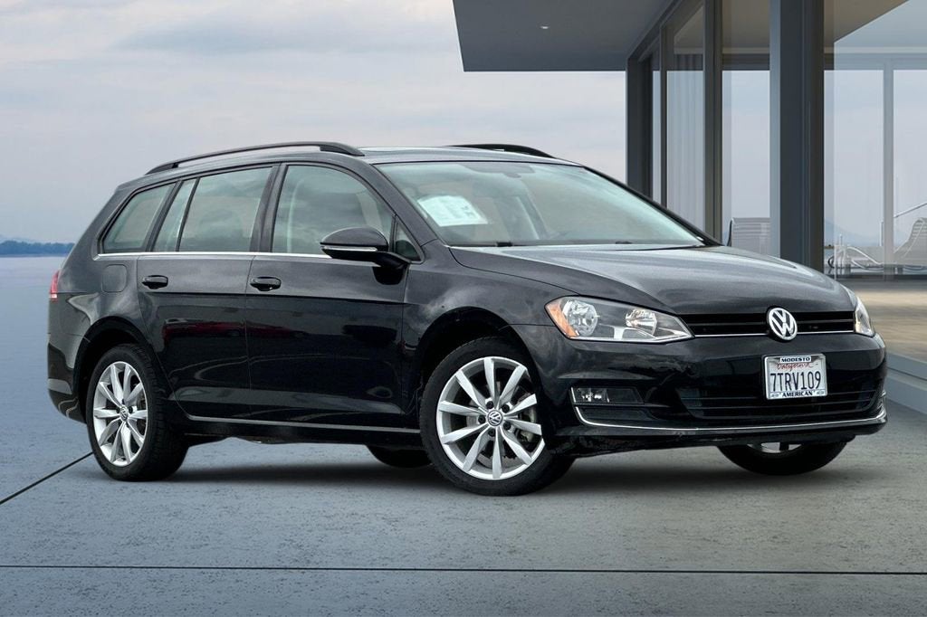 2017 Volkswagen Golf SportWagen S