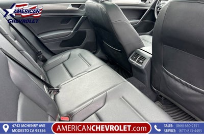 2017 Volkswagen Golf SportWagen S