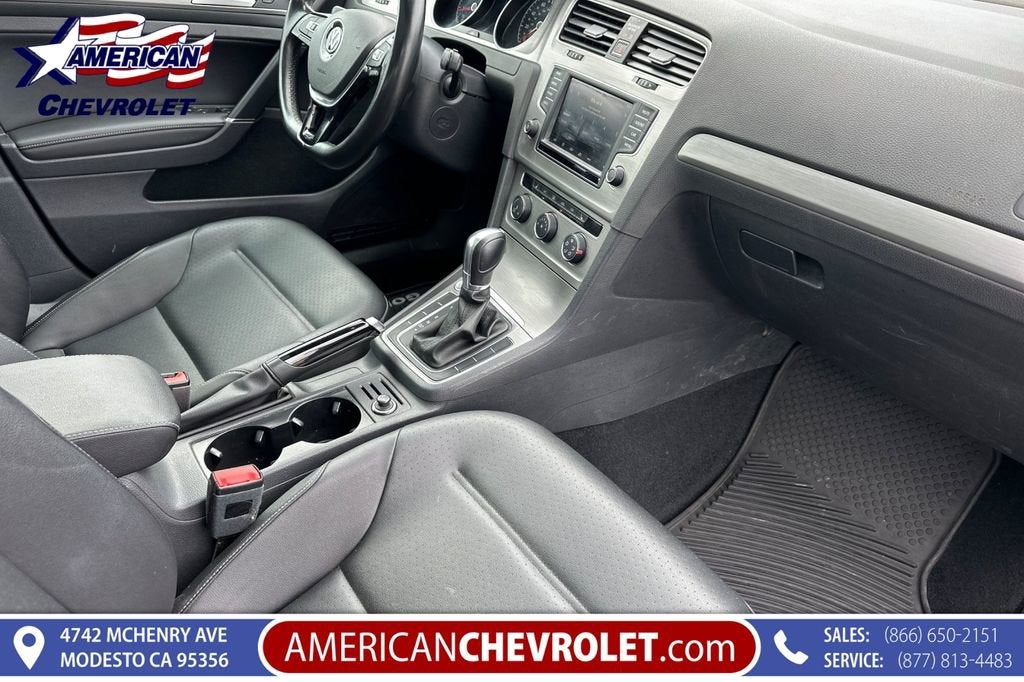 2017 Volkswagen Golf SportWagen S