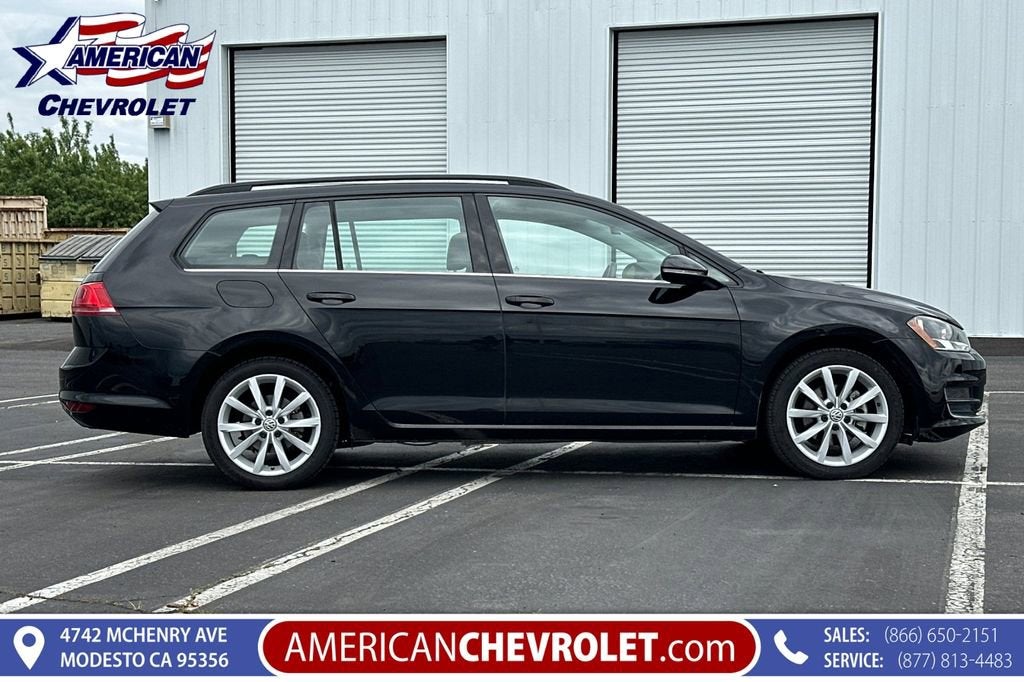 2017 Volkswagen Golf SportWagen S