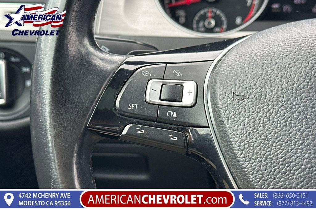 2017 Volkswagen Golf SportWagen S