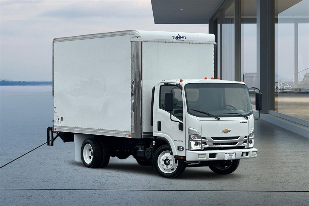 2025 Chevrolet Low Cab Forward 4500 Base