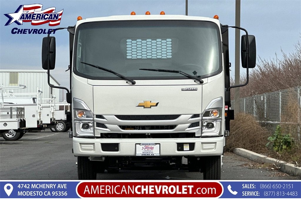 2025 Chevrolet Low Cab Forward 4500 Base