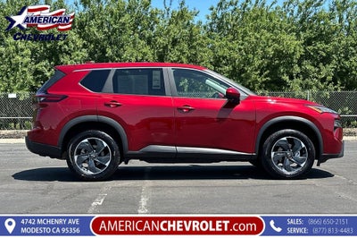 2025 Nissan Rogue SV