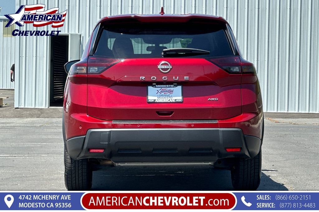 2025 Nissan Rogue SV