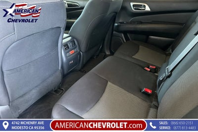 2019 Nissan Pathfinder SV