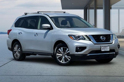 2019 Nissan Pathfinder SV