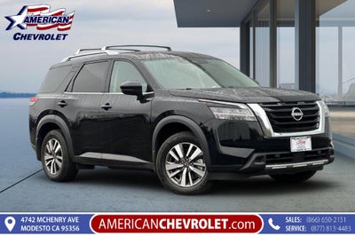 2024 Nissan Pathfinder SL