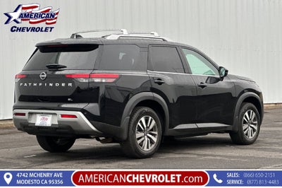 2024 Nissan Pathfinder SL
