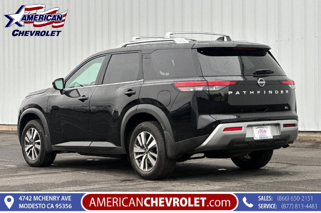 2024 Nissan Pathfinder SL