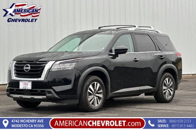 2024 Nissan Pathfinder SL