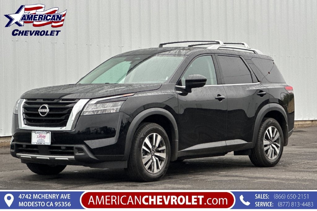 2024 Nissan Pathfinder SL