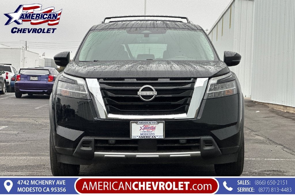 2024 Nissan Pathfinder SL