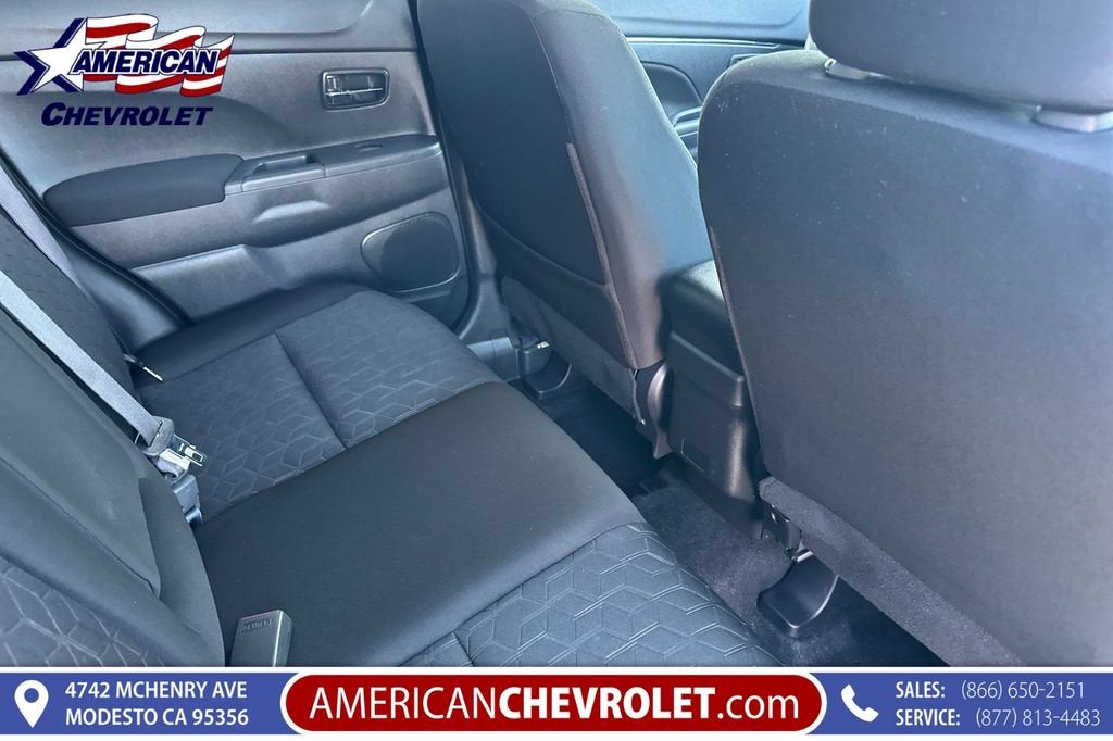 2025 Mitsubishi Outlander Sport S