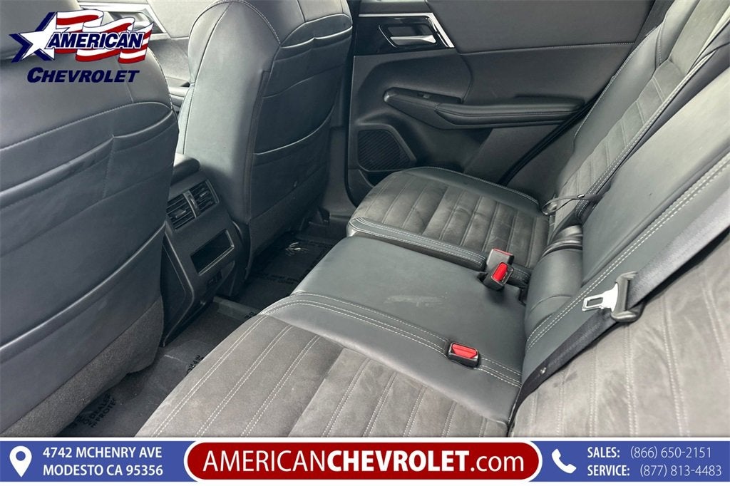 2024 Mitsubishi Outlander SE