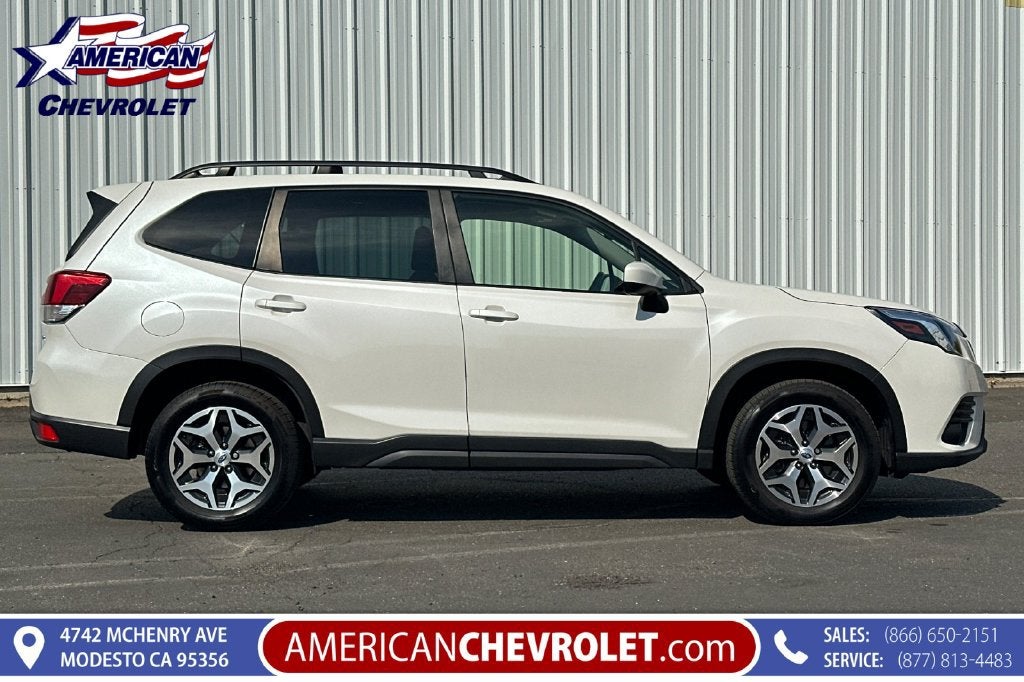 2023 Subaru Forester Premium