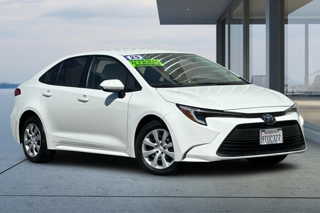 2025 Toyota Corolla Hybrid LE