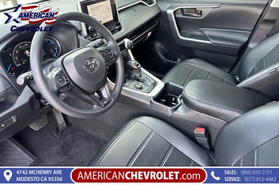 2025 Toyota RAV4 Hybrid LE