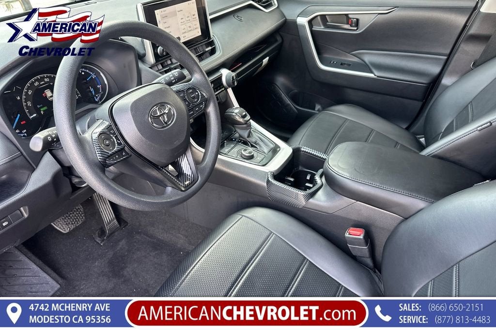 2025 Toyota RAV4 Hybrid LE