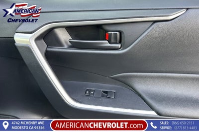 2025 Toyota RAV4 Hybrid LE