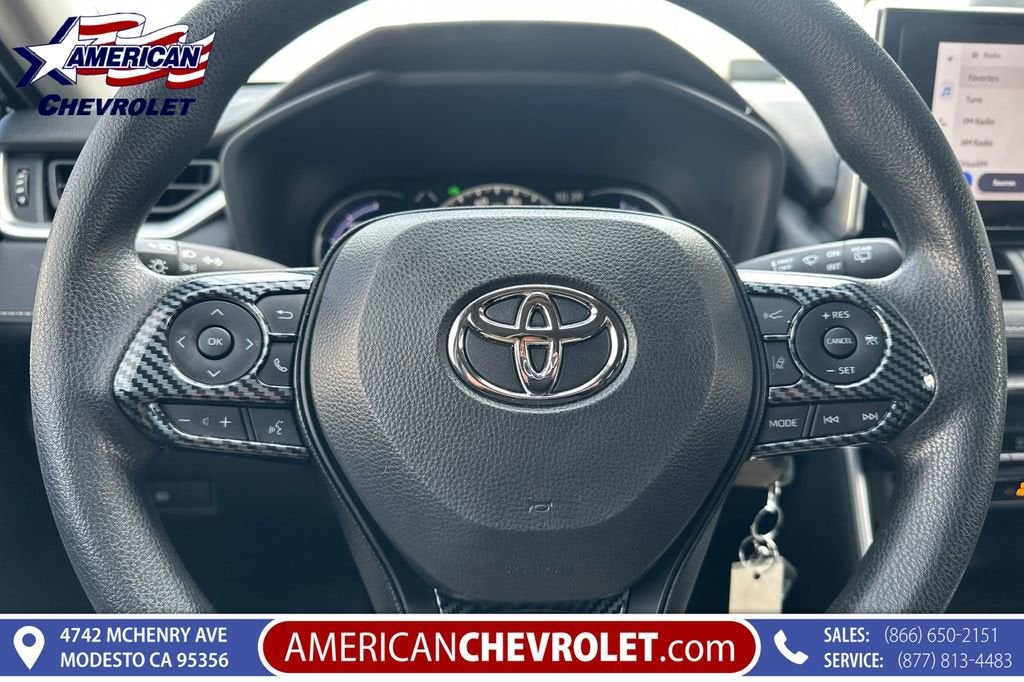 2025 Toyota RAV4 Hybrid LE