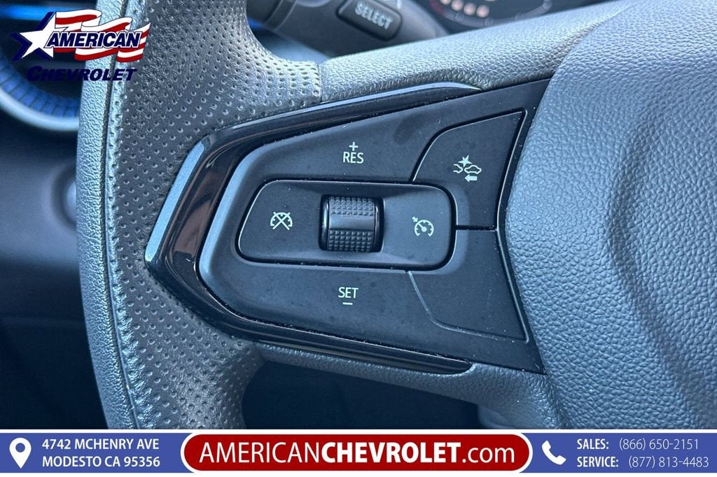 2025 Chevrolet Trax LS