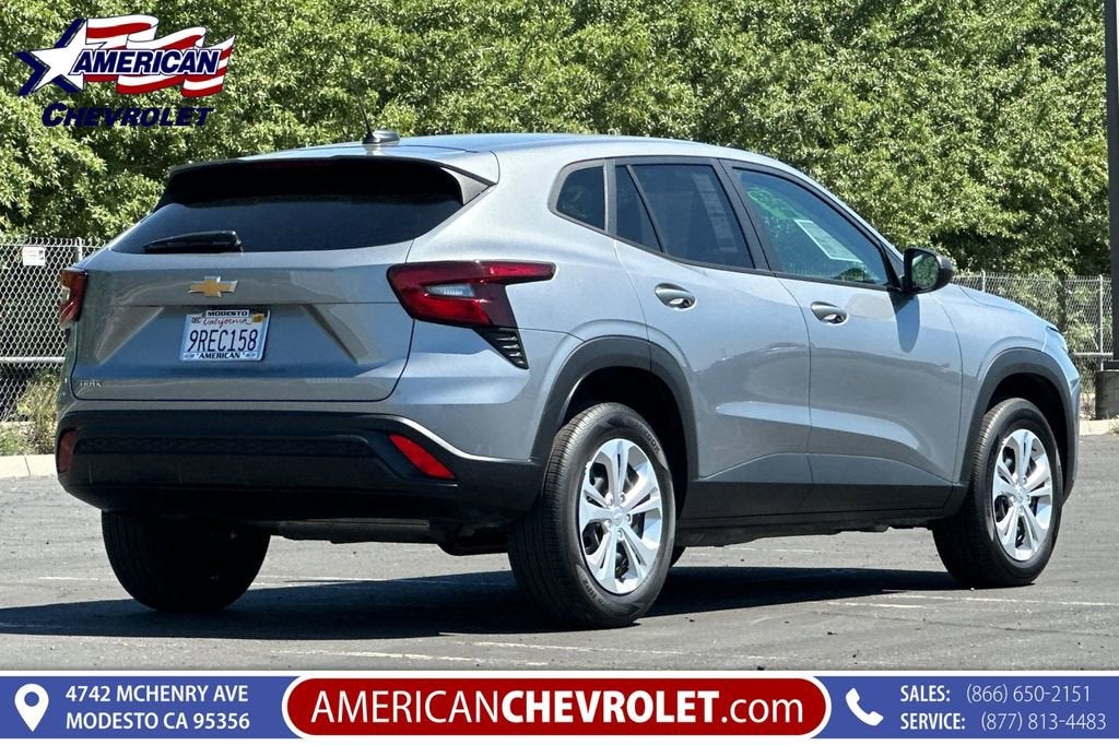 2025 Chevrolet Trax LS