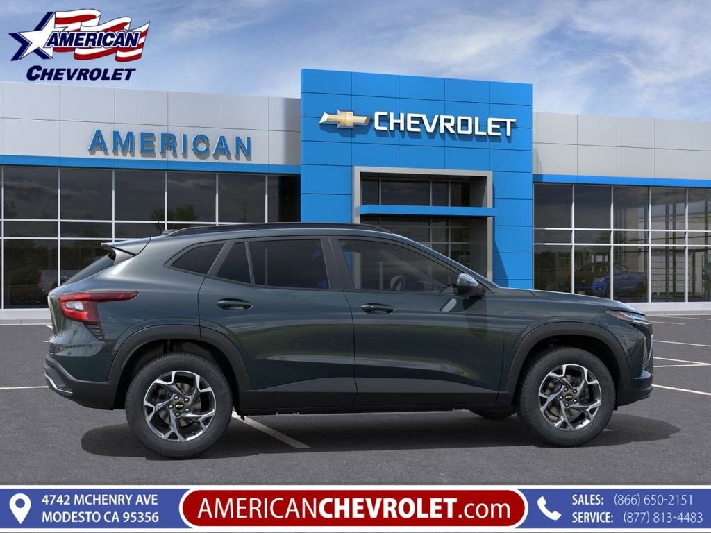 2025 Chevrolet Trax LT