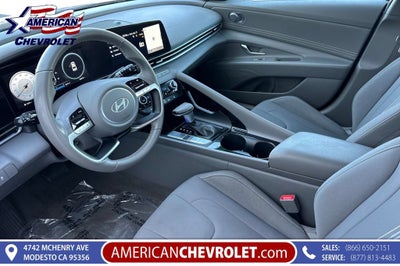 2025 Hyundai Elantra SEL Convenience