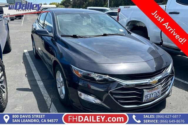 2022 Chevrolet Malibu 1FL's photo