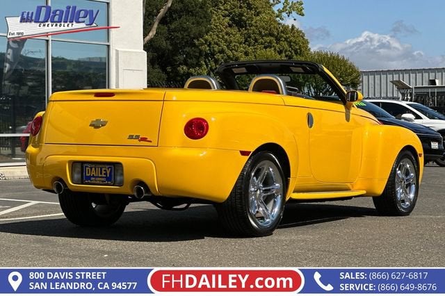 2005 Chevrolet SSR LS