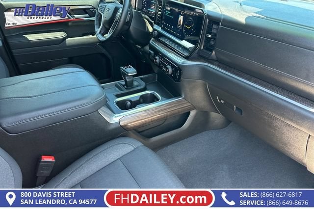 2025 Chevrolet Silverado 1500 RST
