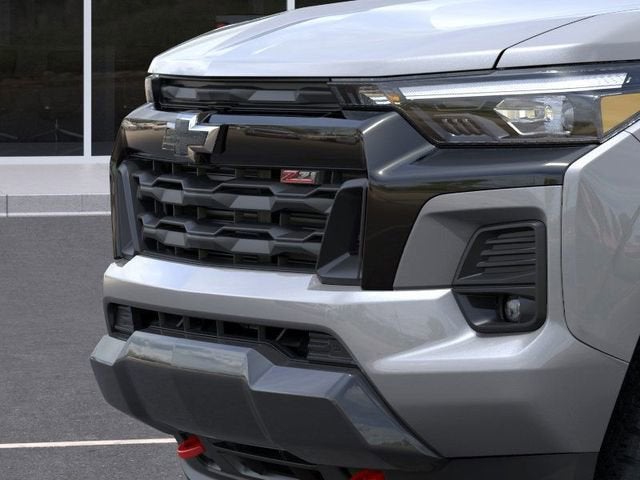 2025 Chevrolet Colorado Z71 - Photo 12