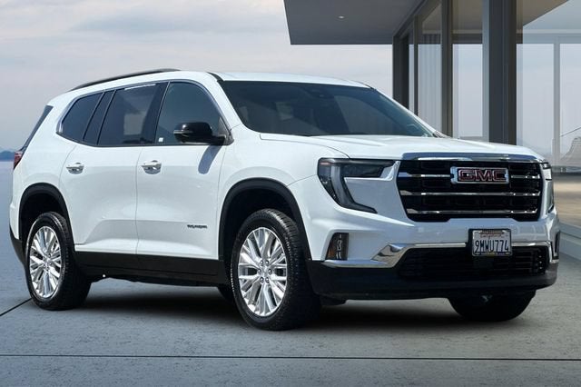 2024 GMC Acadia Elevation