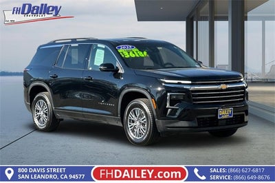 2025 Chevrolet Traverse LT