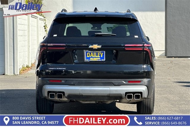 2025 Chevrolet Traverse LT