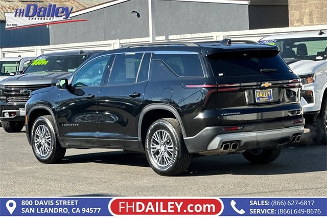 2025 Chevrolet Traverse LT