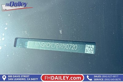 2023 Chevrolet Suburban LT