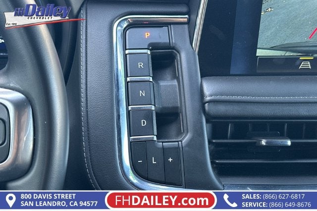 2024 Chevrolet Suburban LT