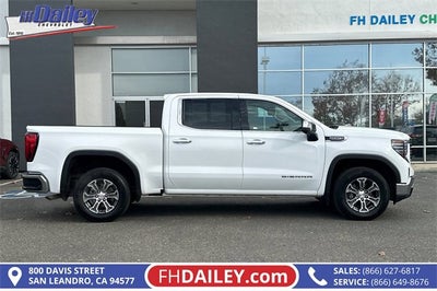 2025 GMC Sierra 1500 SLT