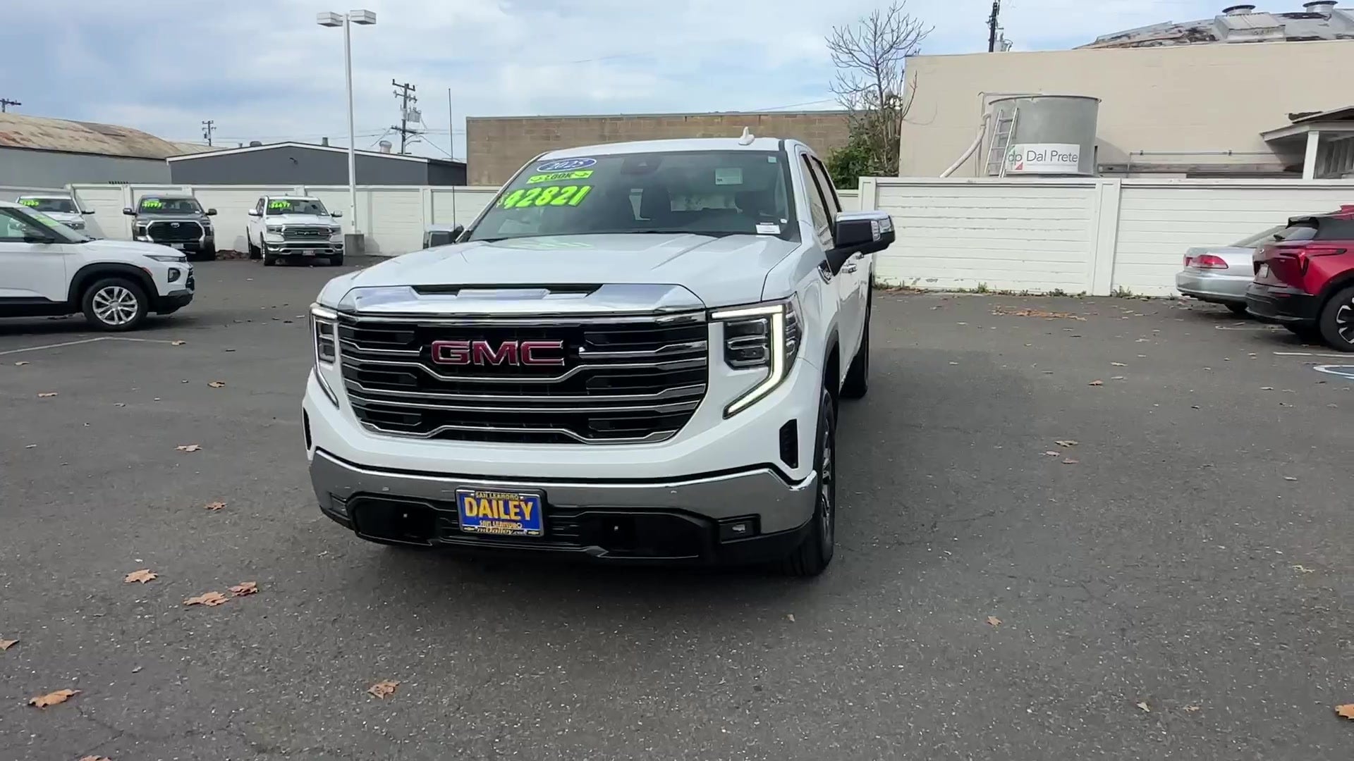 2025 GMC Sierra 1500 SLT