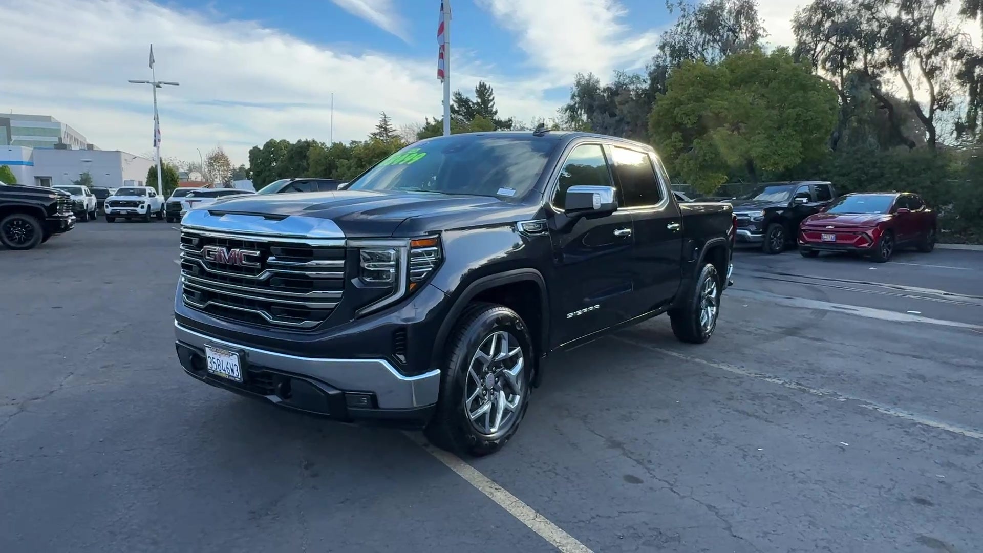 2023 GMC Sierra 1500 SLT