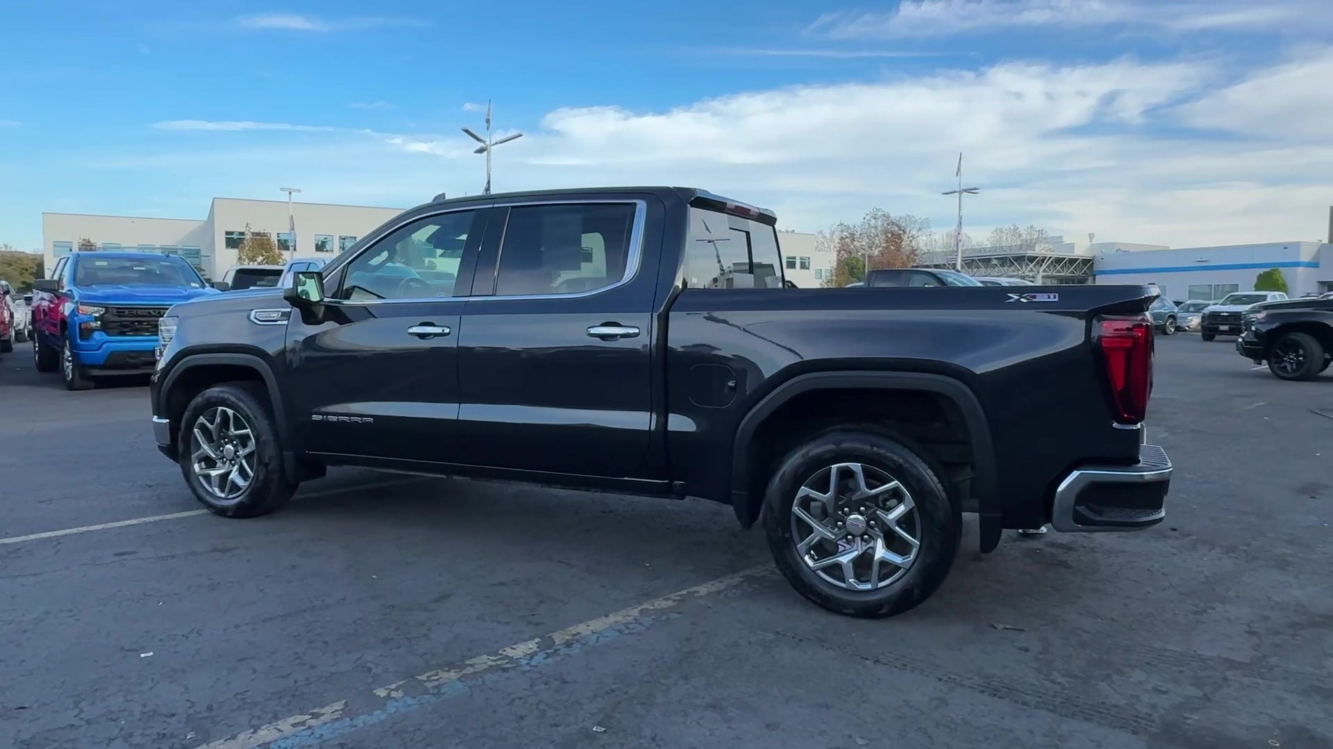 2023 GMC Sierra 1500 SLT